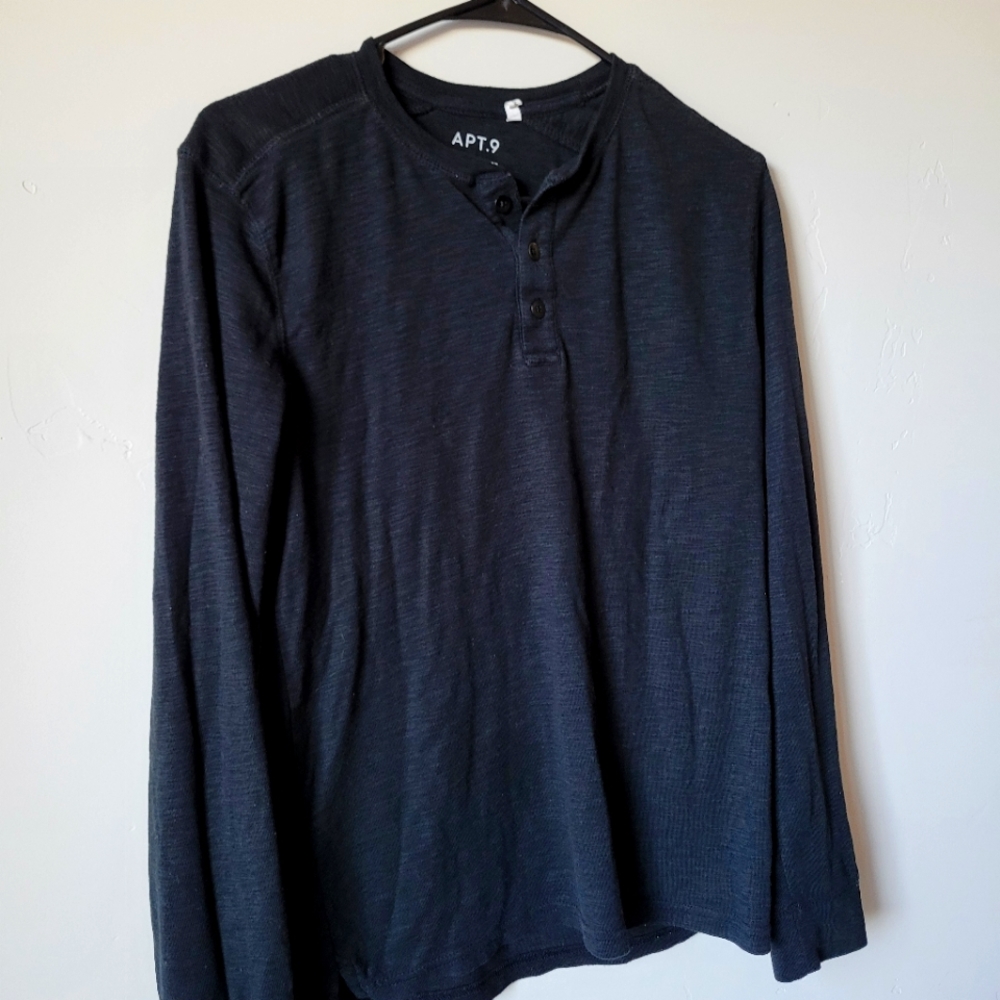 Med placket Henley
